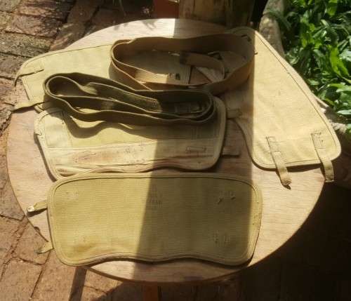 1960S ARMY KAMASTE / LEGGINGS AND STRAPS