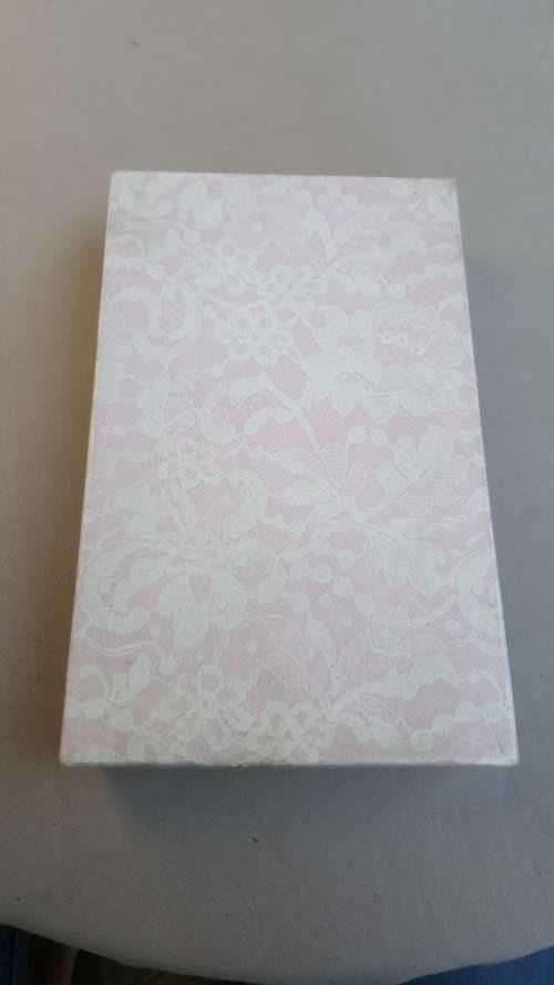 CUTE MIKASA 18/8 CHESS DESERT SPOONS AND KNIFE SET