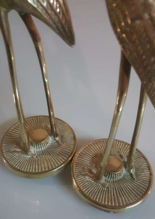 ENDEARING VINTAGE PAIR OF BRASS COURTING CRANES