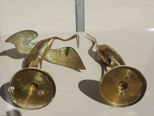 ENDEARING VINTAGE PAIR OF BRASS COURTING CRANES