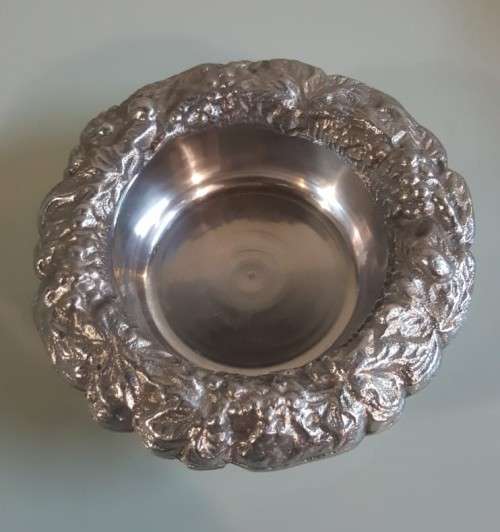 LEAD ASHTRAY WITH FRUIT DECORATED RIM FROM INDIA