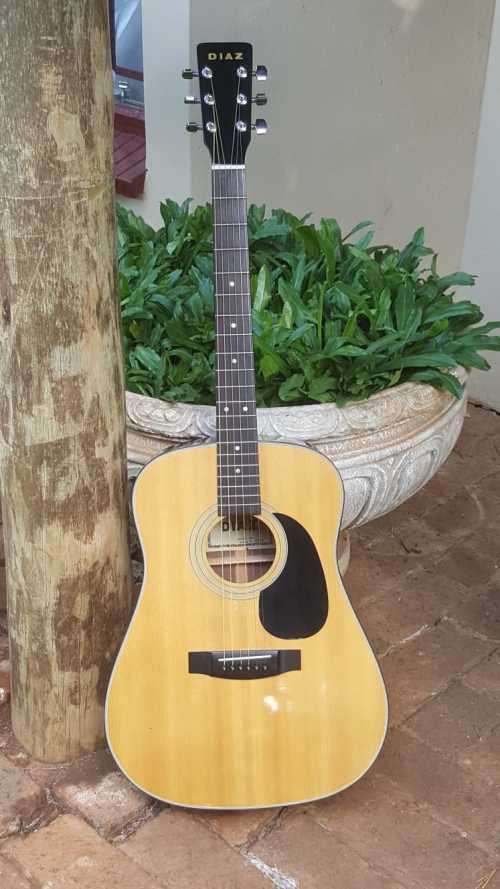 GREAT SOUNDING DIAZ CLASSICAL GUITAR