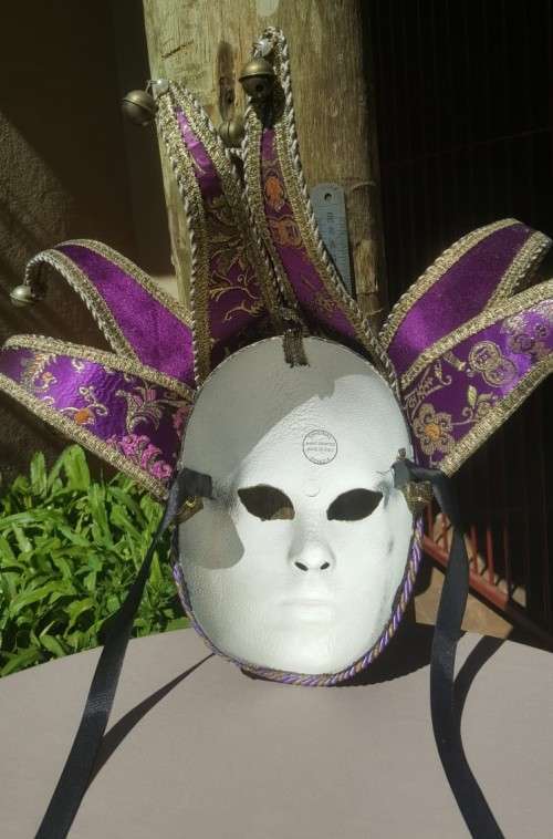 ORIGINAL HAND PAINTED VENEZIA MASQUERADE MASK MADE IN ITALY