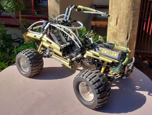 ORIGINAL LEGO TECHNIC FIRST (2001) 4x4 OFF-ROADER (8466) 98% COMPLETE