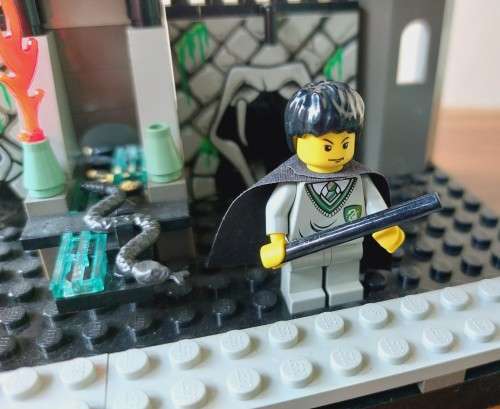 ORIGINAL LEGO HARRY POTTER CHAMBER OF SECRETS (4730) FROM 2002 - ABOUT 85% COMPLETE