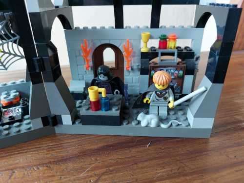ORIGINAL LEGO HARRY POTTER SNAPES CLASSROOM (4705) FROM 2001 - ABOUT 98% COMPLETE