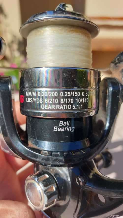 ELBE FORCE LIGHTING FISHING SPINNING REEL WITH A SPOOL FULL OF LINE