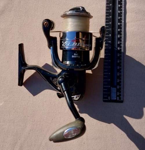 ELBE FORCE LIGHTING FISHING SPINNING REEL WITH A SPOOL FULL OF LINE