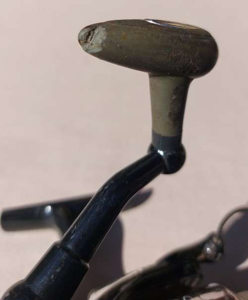 ELBE FORCE LIGHTING FISHING SPINNING REEL WITH A SPOOL FULL OF LINE