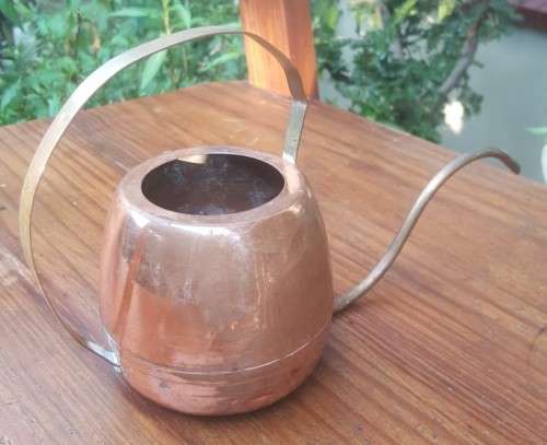 UNUSUAL COPPER PITCHER WITH LONG THIN CURVED BRASS SNOUT