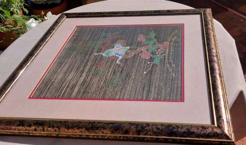 STUNNING FRAMED THAI SILK PAINTING OR TAPESTRY OF 2 CRANES - HANDWOVEN 42x47CM