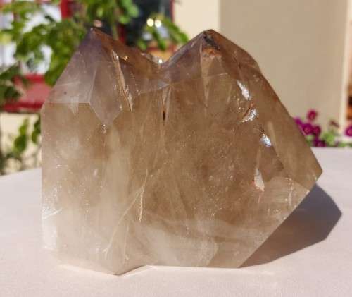 A LARGE 2,9KG CHUNK OF CUT AND POLISHED SMOKY QUARTZ ROCK CHRYSTAL