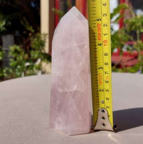 FALL IN LOVE WITH THIS BEAUTIFUL ROSE QUARTZ FREE STANDING OBELISK TOWER WITH A 6 FACETTED POINT