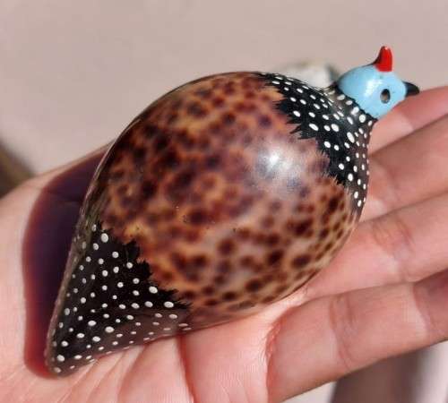 THE CUTEST COWRIE SHELL GUINEAFOWL PAINTED WITH CERAMIC HEADS