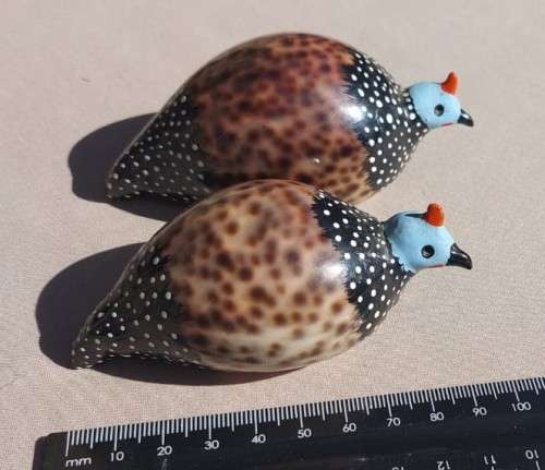 THE CUTEST COWRIE SHELL GUINEAFOWL PAINTED WITH CERAMIC HEADS