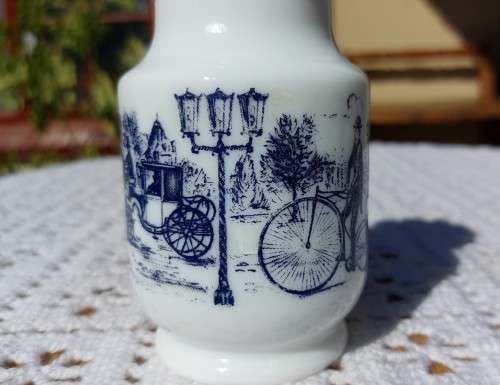 VINTAGE BELGIUM DEVOS-LEMMENS MUSTARD JAR. WHITE MILK GLASS WITH BLUE PRINTED SCENERY AND METAL LID