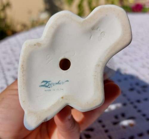 RARE ZAPHIR SPANISH PORCELAIN FIGURINE OF YAWNING GIRL