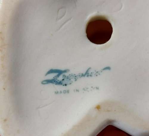 RARE ZAPHIR SPANISH PORCELAIN FIGURINE OF YAWNING GIRL