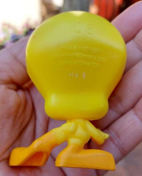 COLLECTION OF MCDONALDS HAPPY MEAL TOYS
