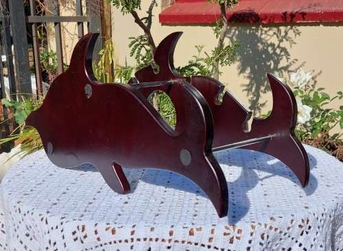 UNIQUE DOLPHIN WINE HOLDER