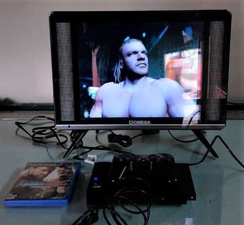 PLAYSTATION 2 CONSOLE WORKING (SEE PHOTOS) WITH MEMORY CARD PLUS ORIGINAL SONY CONTROLLER PLUS GAME