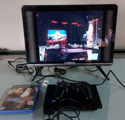 PLAYSTATION 2 CONSOLE WORKING (SEE PHOTOS) WITH MEMORY CARD PLUS ORIGINAL SONY CONTROLLER PLUS GAME