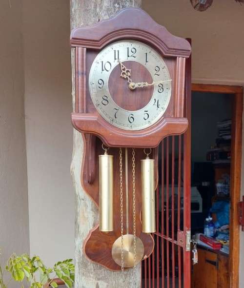 HERMLE GERMANY WOODEN QUARTZ 1217 WALL CLOCK - BODY AND PARTS COMPLETE BUT REGRETTABLY NOT WORKING