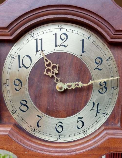 HERMLE GERMANY WOODEN QUARTZ 1217 WALL CLOCK - BODY AND PARTS COMPLETE BUT REGRETTABLY NOT WORKING