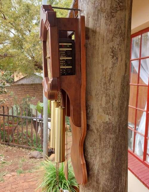 HERMLE GERMANY WOODEN QUARTZ 1217 WALL CLOCK - BODY AND PARTS COMPLETE BUT REGRETTABLY NOT WORKING