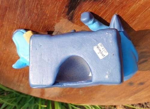 FOR ALL THE LADY BLUE BULL SUPPORTERS OUT THERE. A BLOU BULLE HANGBUL CERAMIC NR22N