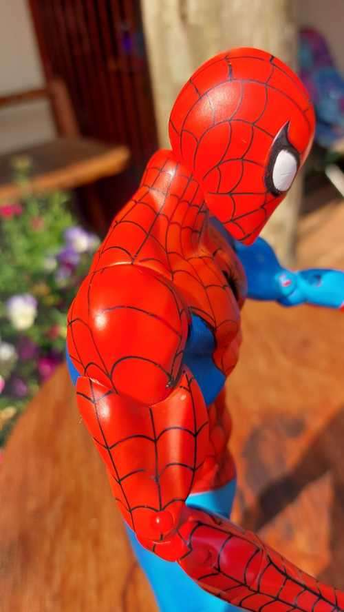 RARE 2005 MARVEL 30CM HIGH POSABLE SPIDERMAN ACTION FIGURE BY TOY BIZ WITH 27 ARTICULATED POINTS
