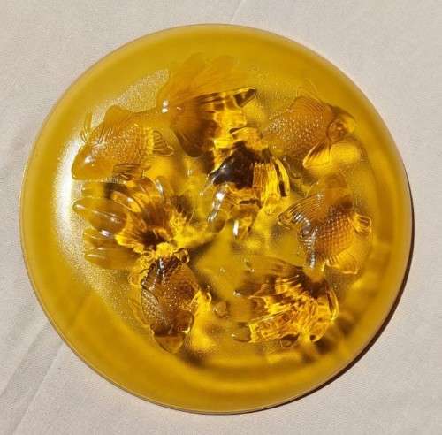 VINTAGE AMBER GOLD FISH EMBOSSED BOWL