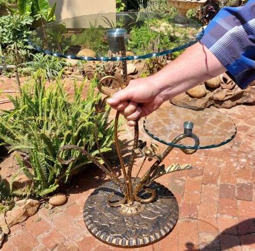 HIGH CLASS DINING CAST IRON AND TEMPERED GLASS CAKE STAND