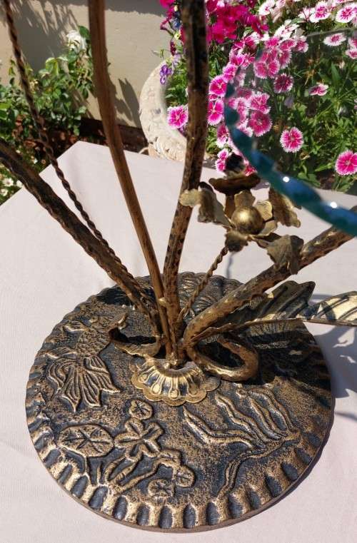 HIGH CLASS DINING CAST IRON AND TEMPERED GLASS CAKE STAND