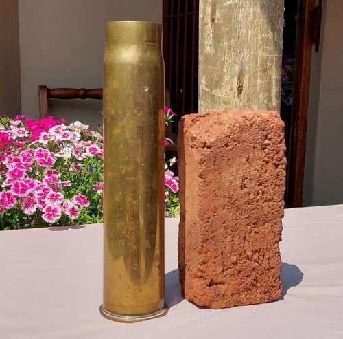 SUPER RARE 1917 HOTCHKISS WORLD WAR ONE 6 POUNDER GUN CASING
