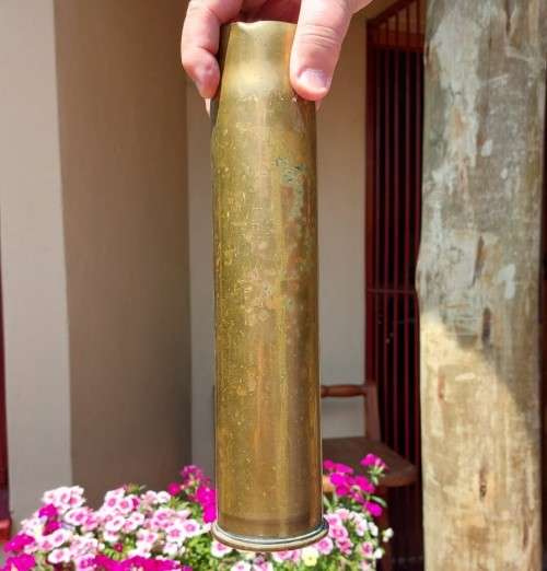 SUPER RARE 1917 HOTCHKISS WORLD WAR ONE 6 POUNDER GUN CASING