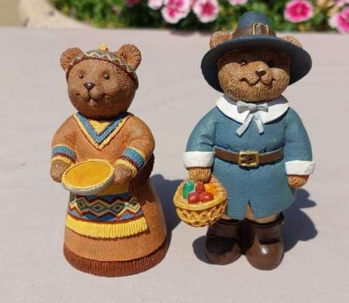 COUPLE OF CERAMIC TEDDY BEAR TALES FIGURINES