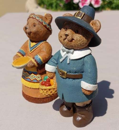 COUPLE OF CERAMIC TEDDY BEAR TALES FIGURINES