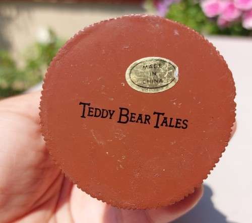 COUPLE OF CERAMIC TEDDY BEAR TALES FIGURINES