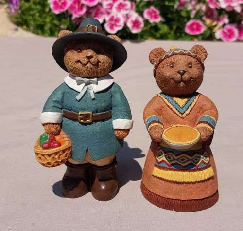COUPLE OF CERAMIC TEDDY BEAR TALES FIGURINES