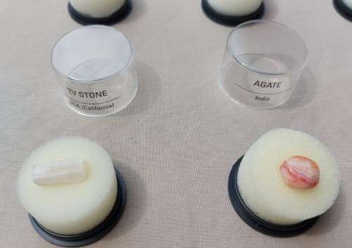 WONDERFUL COLLECTION OF 20 GEMSTONE (AND ALL PRECIOUS GEMSTONES) SPECIMENS IN PERSPEX BOXES