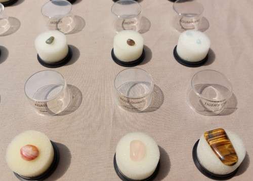 WONDERFUL COLLECTION OF 20 GEMSTONE (AND ALL PRECIOUS GEMSTONES) SPECIMENS IN PERSPEX BOXES