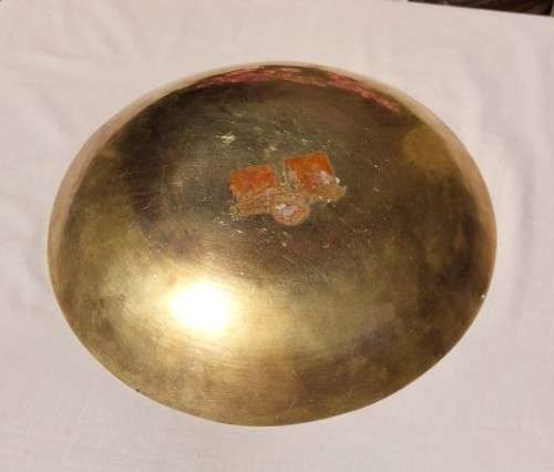 LARGE (38CM DIAMETER) VINTAGE CHINESE HEAVY BRASS DRAGON HAND ENGRAVED MOTIF BOWL