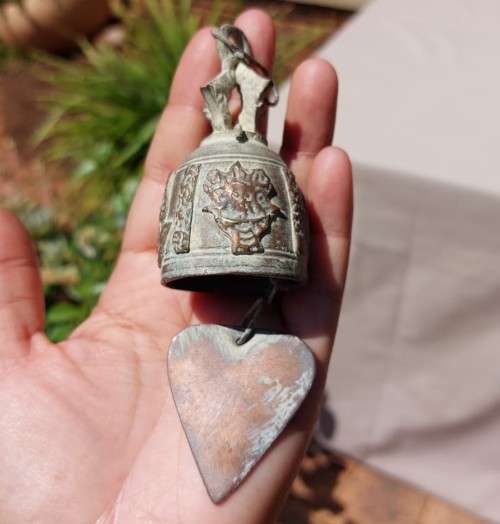 OLD BUDDHIST TEMPLE BELL BRASS/BRONZE GOOD LUCK BELL - WISH BELL - CHIME BELL  HEART BELL
