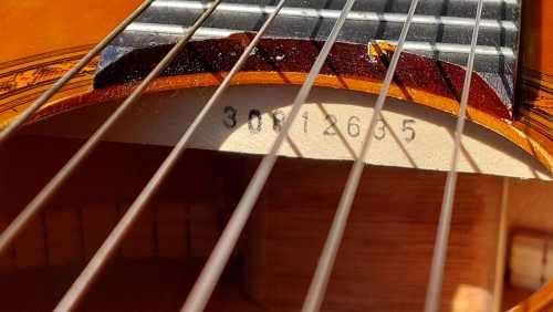 VINTAGE 1993 YAMAHA CG-120 A CLASSICAL GUITAR SERIAL NO 30812635 IN GOOD CONDITION