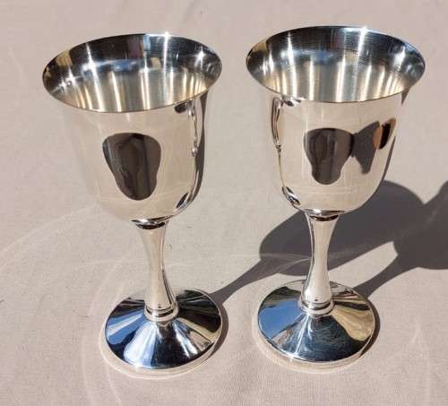PAIR OF EMESS SOUTH AFRICAN SILVERPLATED GOBLETS