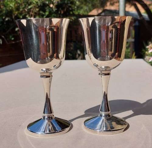 PAIR OF EMESS SOUTH AFRICAN SILVERPLATED GOBLETS