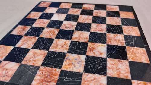 ONYX AND MARBLE CHESS SET MEXICAN MADE AZTEC STYLE HAND CARVED VINTAGE