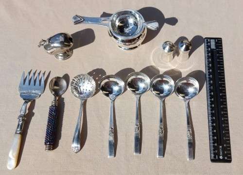 BATCH OF SMALL BUT CUTE SILVER PLATED CUTLERY ITEMS