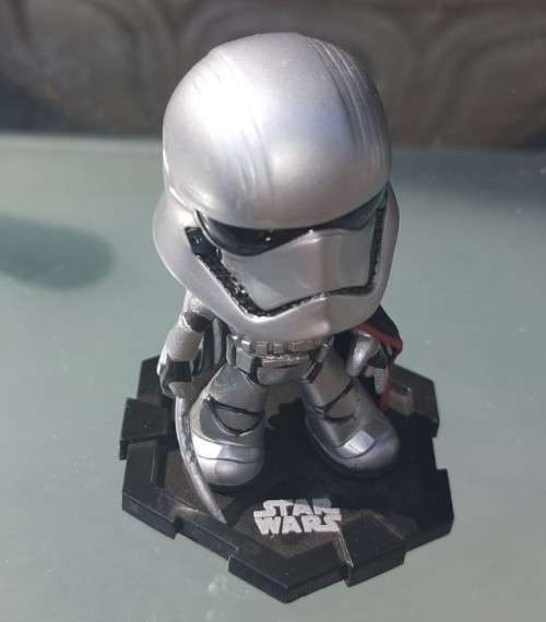 CAPTAIN PHASMA (NO 1 of 3 HEAD STRAIGHT) WITH BATON AND CAPE STAR WARS LAST JEDI 2017 FUNKO MYSTERY